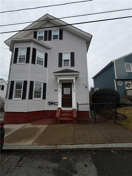 Building Photo - 66 Swift St