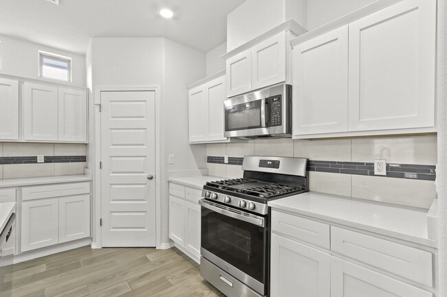 Building Photo - 7352 Frostline Pl