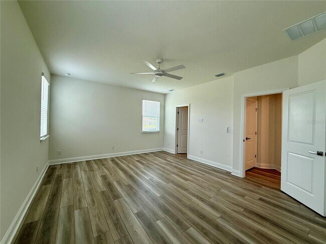 Building Photo - 53 Signet Cir