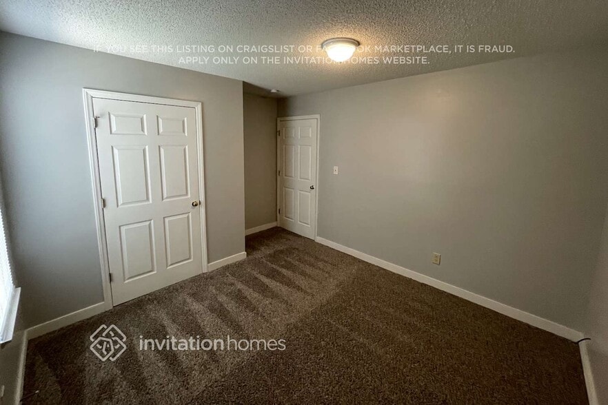 Building Photo - 1409 Ridgewood Dr