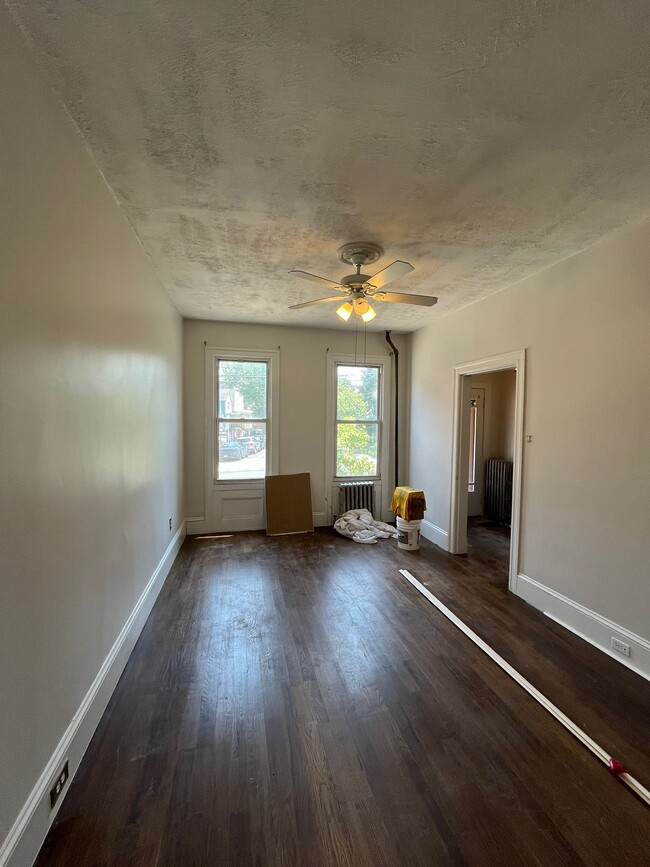 Building Photo - 309 Summit Ave