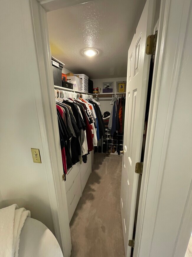 Building Photo - 601 Cabrillo Cir