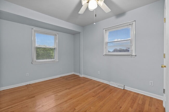 Building Photo - Now Available for Rent in Hampton!