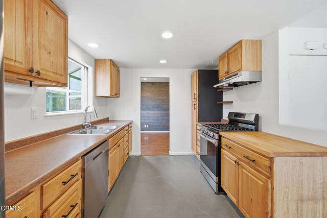 Building Photo - 6453 Tanager St