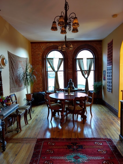 Building Photo - 314 N 1st St W