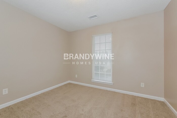 Building Photo - 265 Buffington Dr