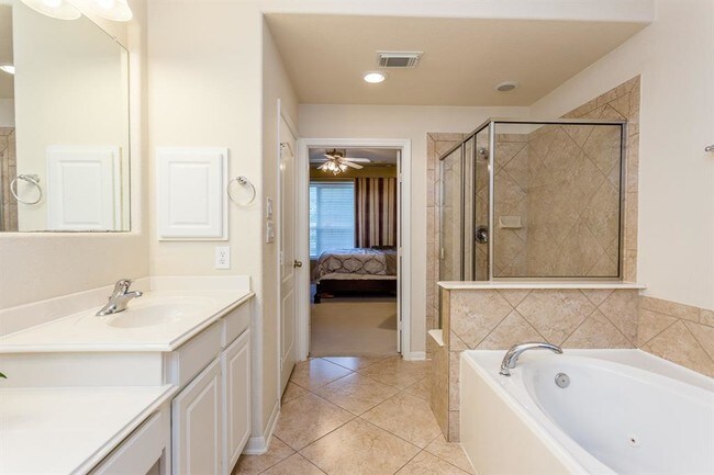 Building Photo - 6639 Larocke Trail