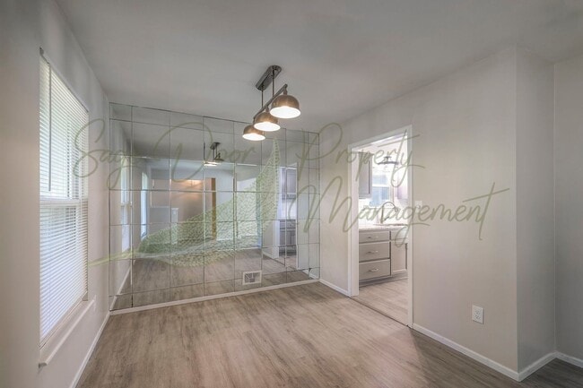 Building Photo - UNIQUE UPDATES!!!