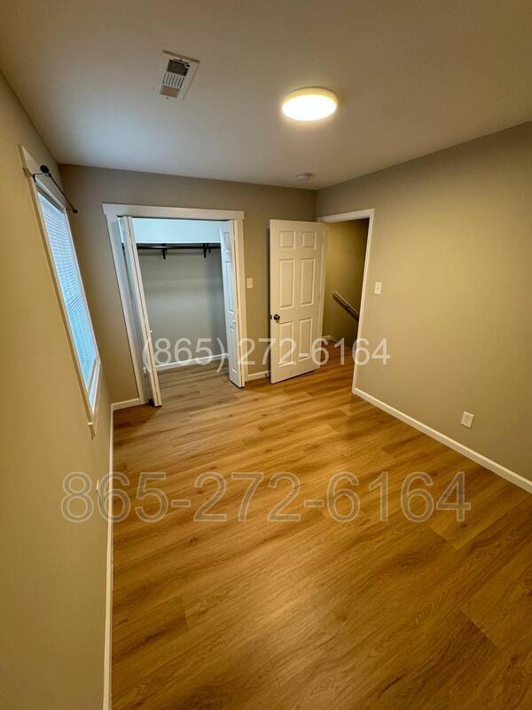 Building Photo - 3536 Old Valley View Dr