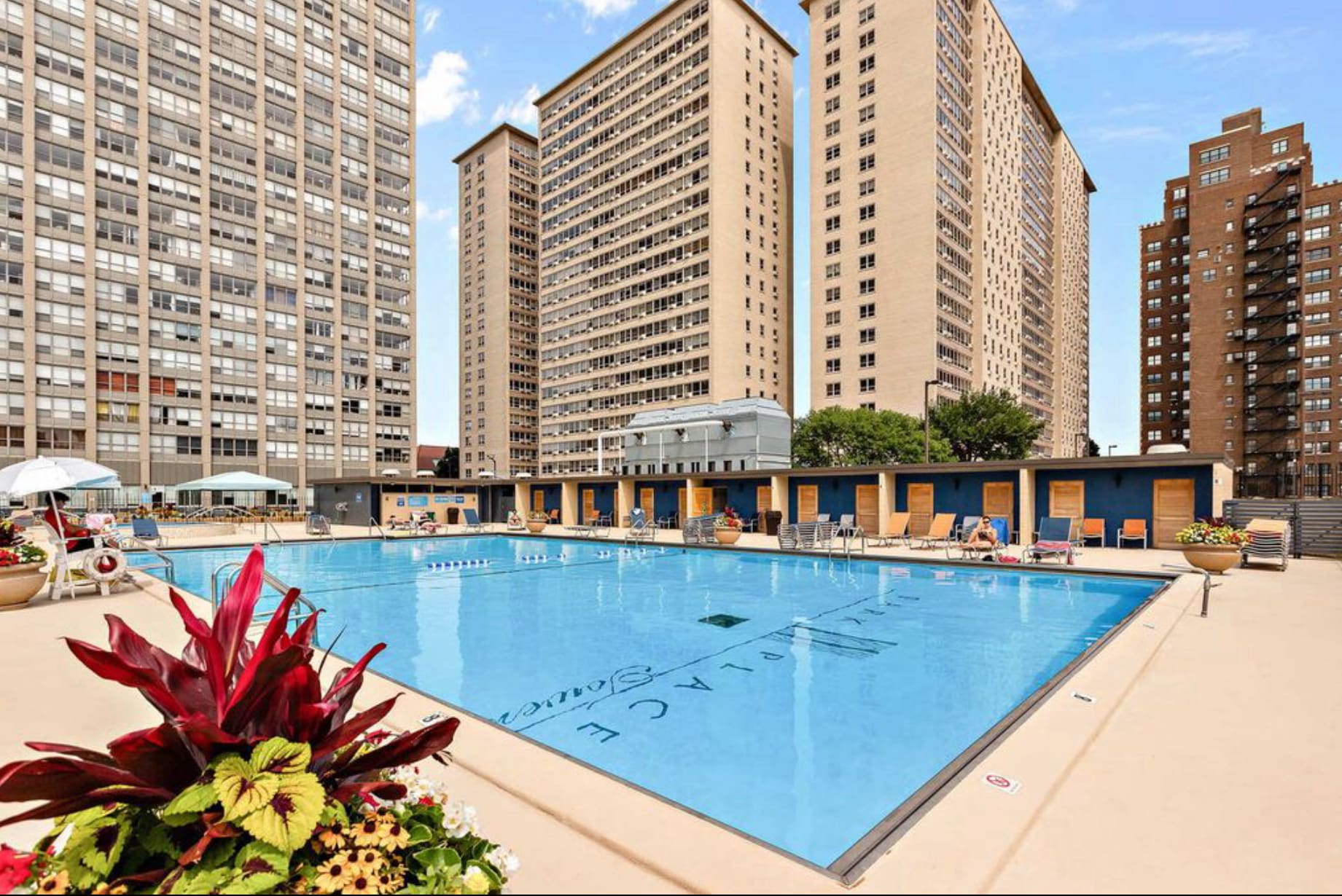 Swimming pool - 655 W Irving Park Rd