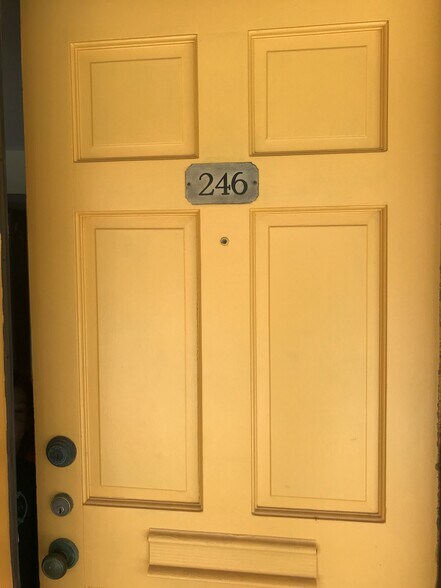 Building Photo - 807 West Trinity Avenue