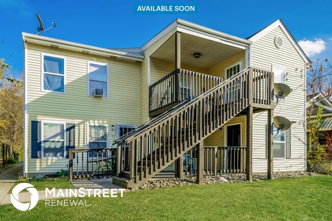 Primary Photo - 1439 Beech St