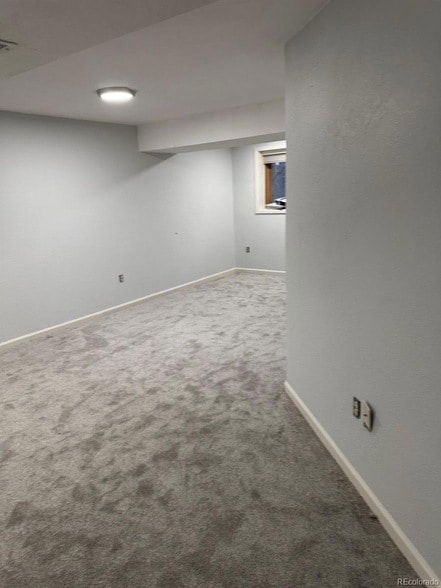 Building Photo - 9726 W 99th Pl