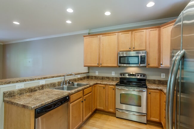 Building Photo - 154 Brookwood Dr