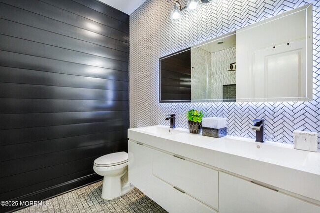 Building Photo - 43 Marine Terrace