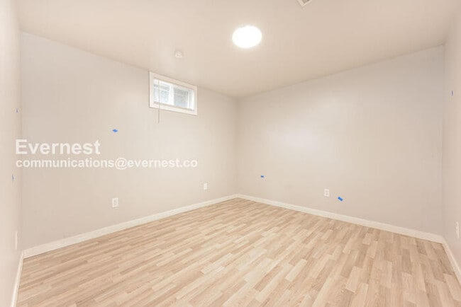 Building Photo - 1561 S Zuni St