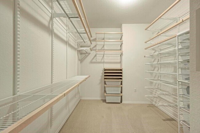 Building Photo - 2119 Howell Mountain Dr
