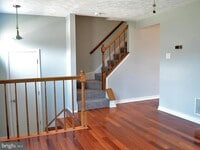 Building Photo - 49 Rocky Brook Ct