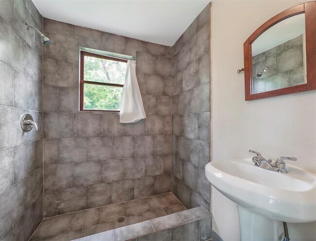 Building Photo - 4142 Mallow St