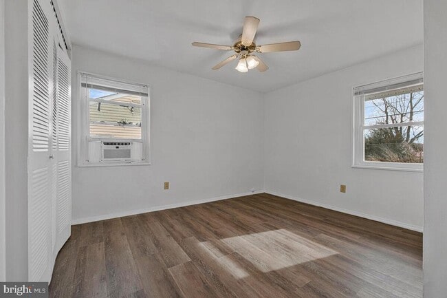 Building Photo - 908 Shelby Dr