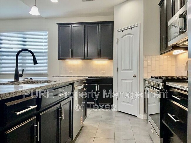 Building Photo - 5681 Porano Cir