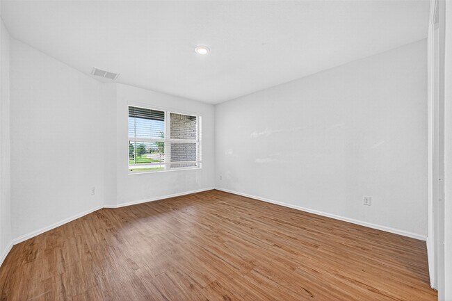 Building Photo - 27003 Euphonia Grn Ln