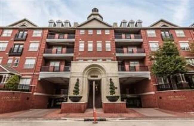 Building Photo - 2400 McCue Rd