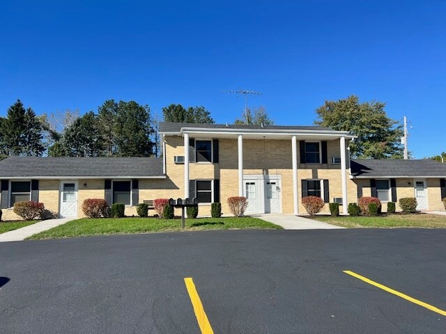 Building Photo - 10770 39th Ave