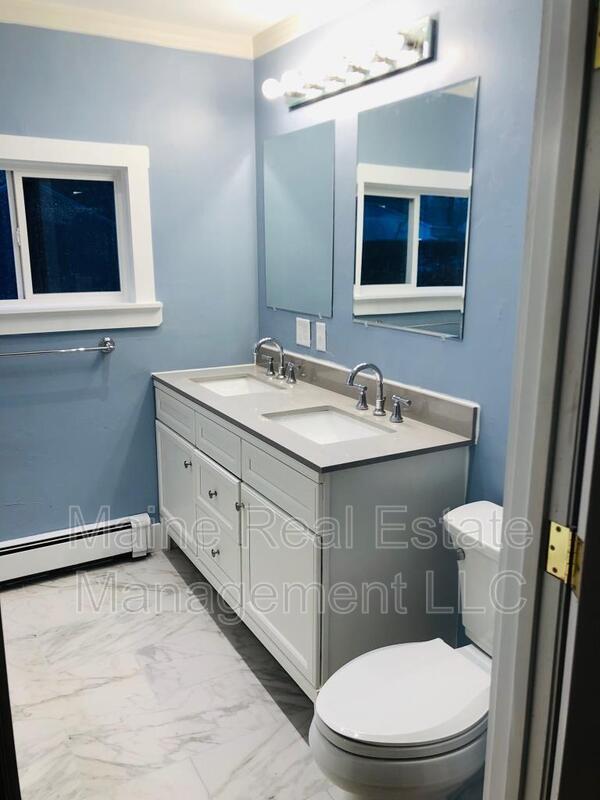 Building Photo - 1121 Stillwater Ave