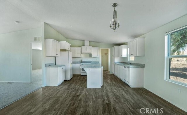 Building Photo - 26201 CA-74