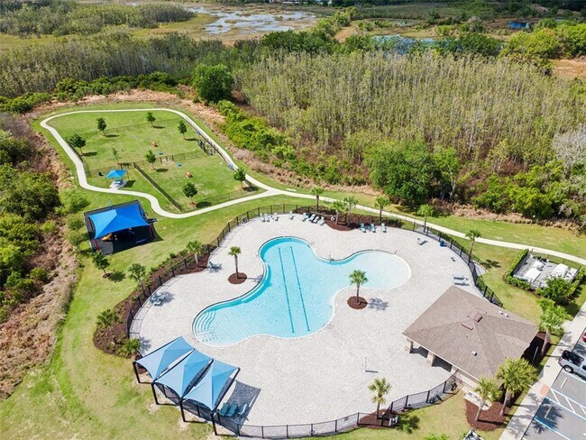 Building Photo - 4373 Deleon St