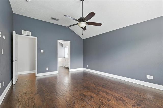 Building Photo - 2502 Blue Holly Dr