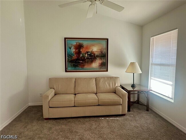 Building Photo - 16801 Sanibel Sunset Ct