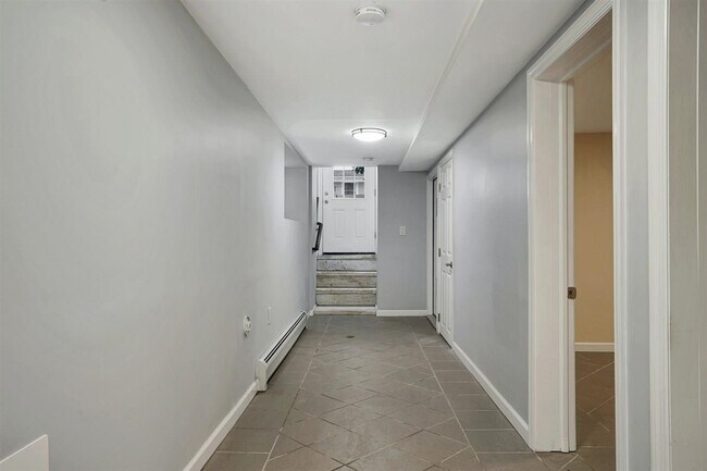 Building Photo - 126 75th St