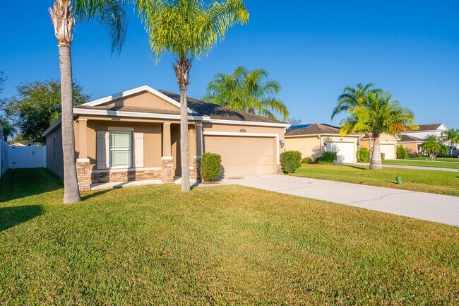 Building Photo - Beautiful 3-Bedroom Home for Rent in Port Orange Plantation
