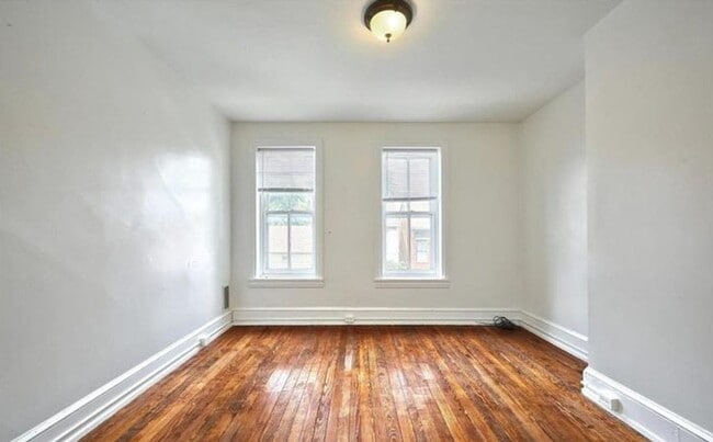 Building Photo - Coming Soon! Beautiful 3 Bedroom, 1 Bath C...