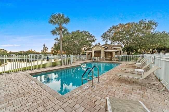 Building Photo - 3058 Overlook Pl