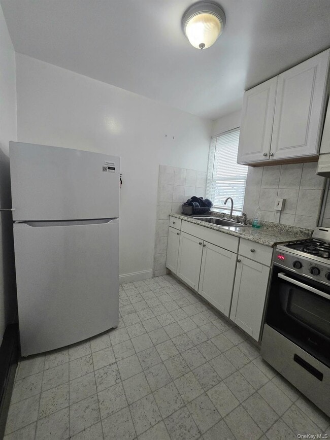 Building Photo - 135-01 Cross Bay Blvd