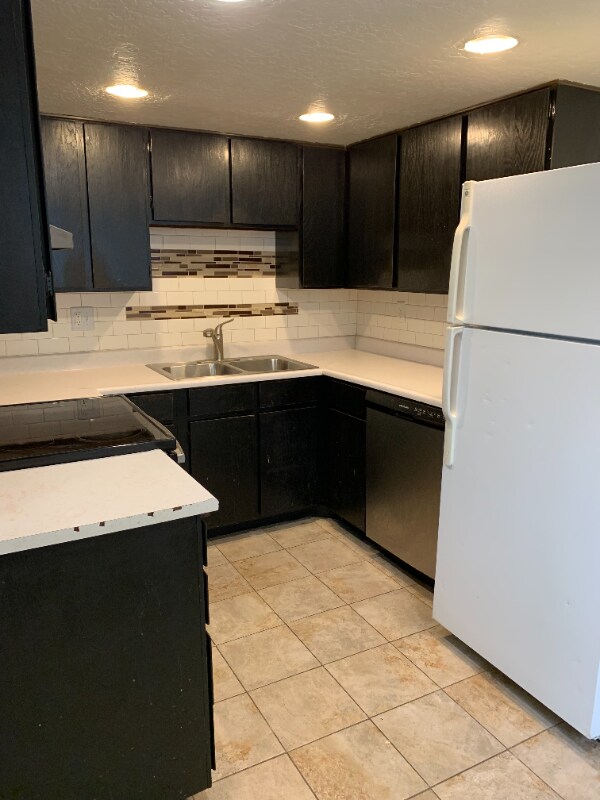 Building Photo - 3192 S 1855 W