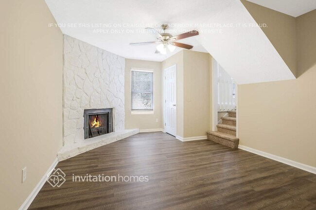 Building Photo - 691 Tarkington Rd N