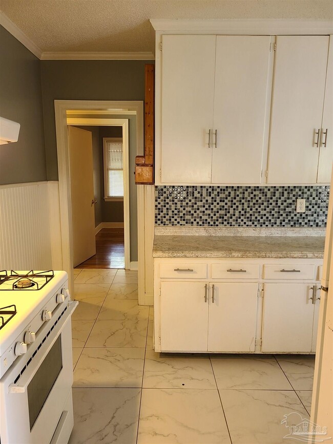 Building Photo - 1821 W Gregory St