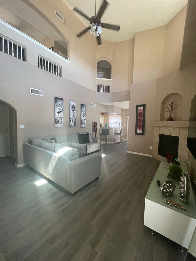 Building Photo - East Sides Charming 4-Bedroom, 2.5-Bath Home with Loft