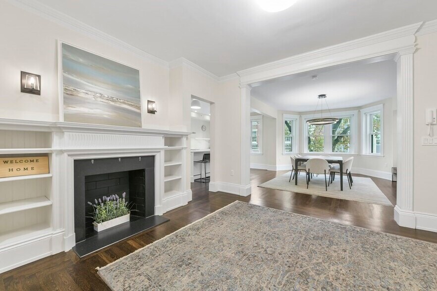 Building Photo - 66 Marshal St