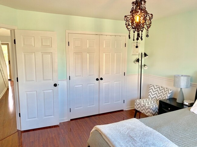Building Photo - Welcome Home Rent Ready!