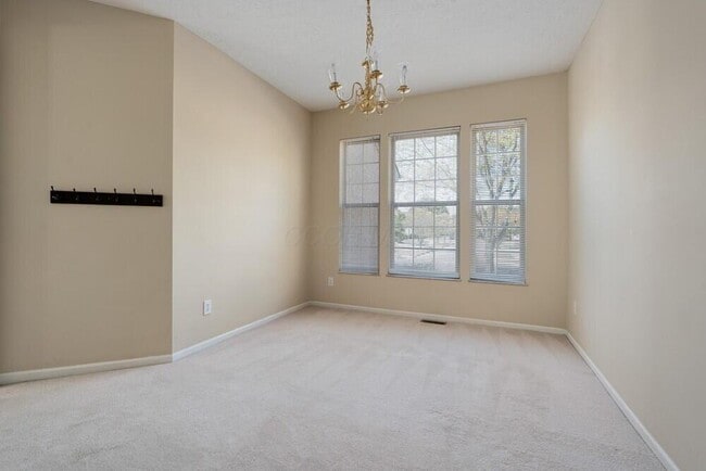 Building Photo - 6117 Wynford Dr