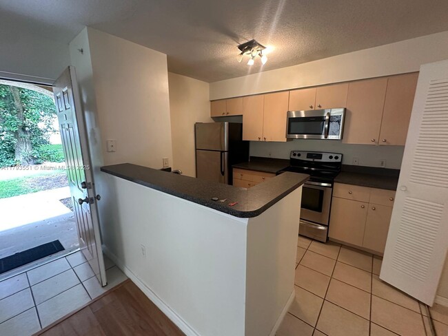 Building Photo - 4271 San Marino Blvd
