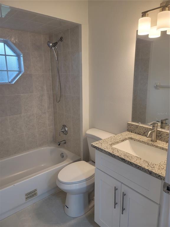 Building Photo - 22 Pin Oak Dr