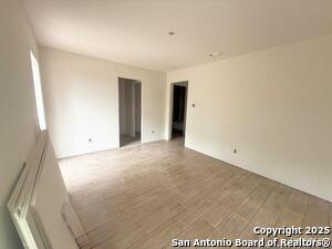 Building Photo - 709 Burr Oak Ln