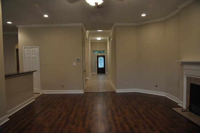 Building Photo - 26639 Summerbend Hollow Ln