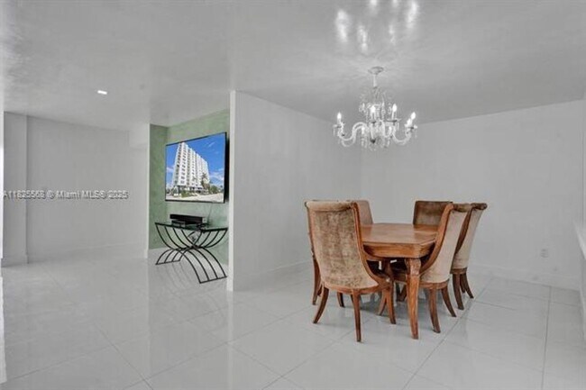 Building Photo - 6450 Collins Ave